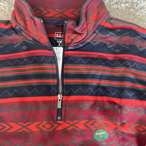 L.L. Bean Other - Men’s printed pullover from LL Bean